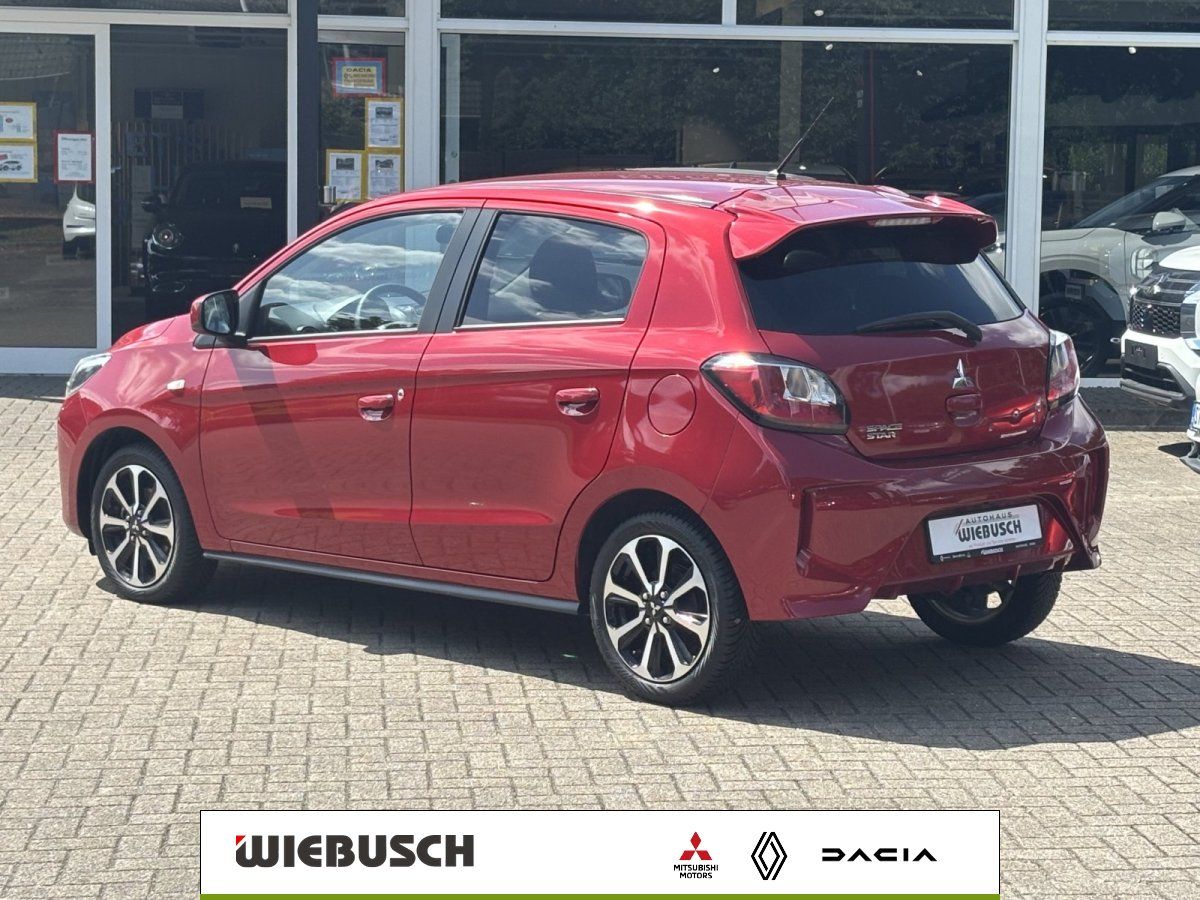 Mitsubishi Space Star rot, Heckansicht seitlich, Autohaus Wiebusch