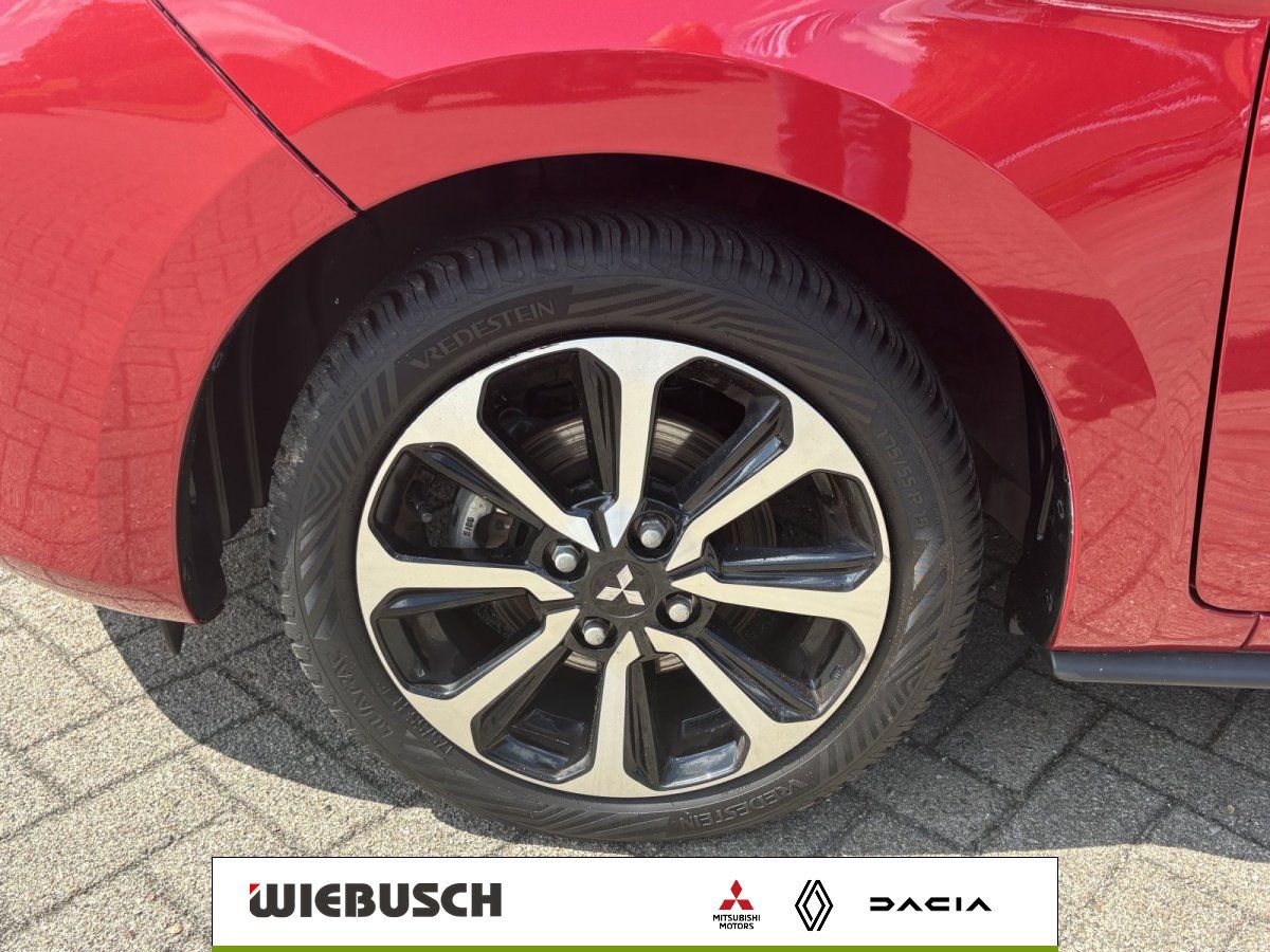 Mitsubishi Space Star rot Detailansicht Leichtmetallfelge