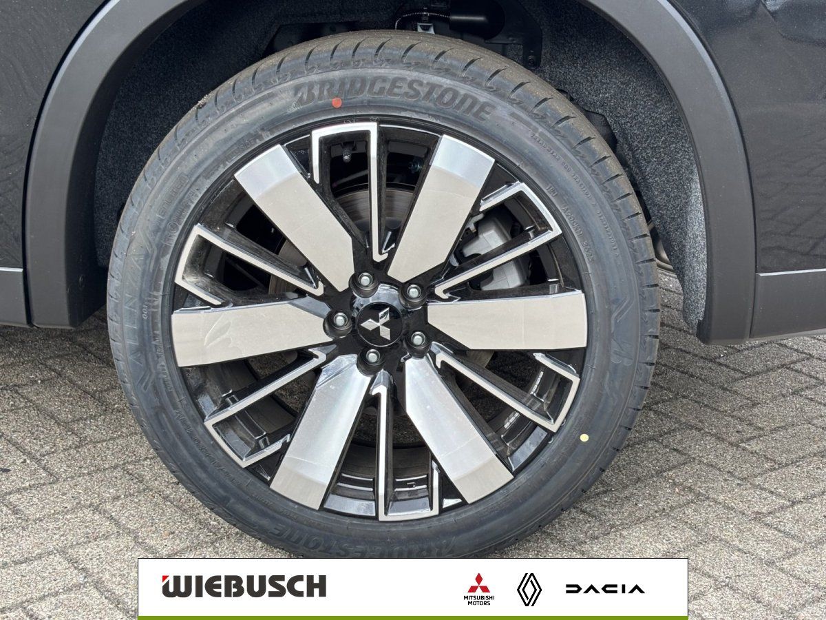 Mitsubishi Leichtmetallfelge mit Bridgestone Reifen im Detail