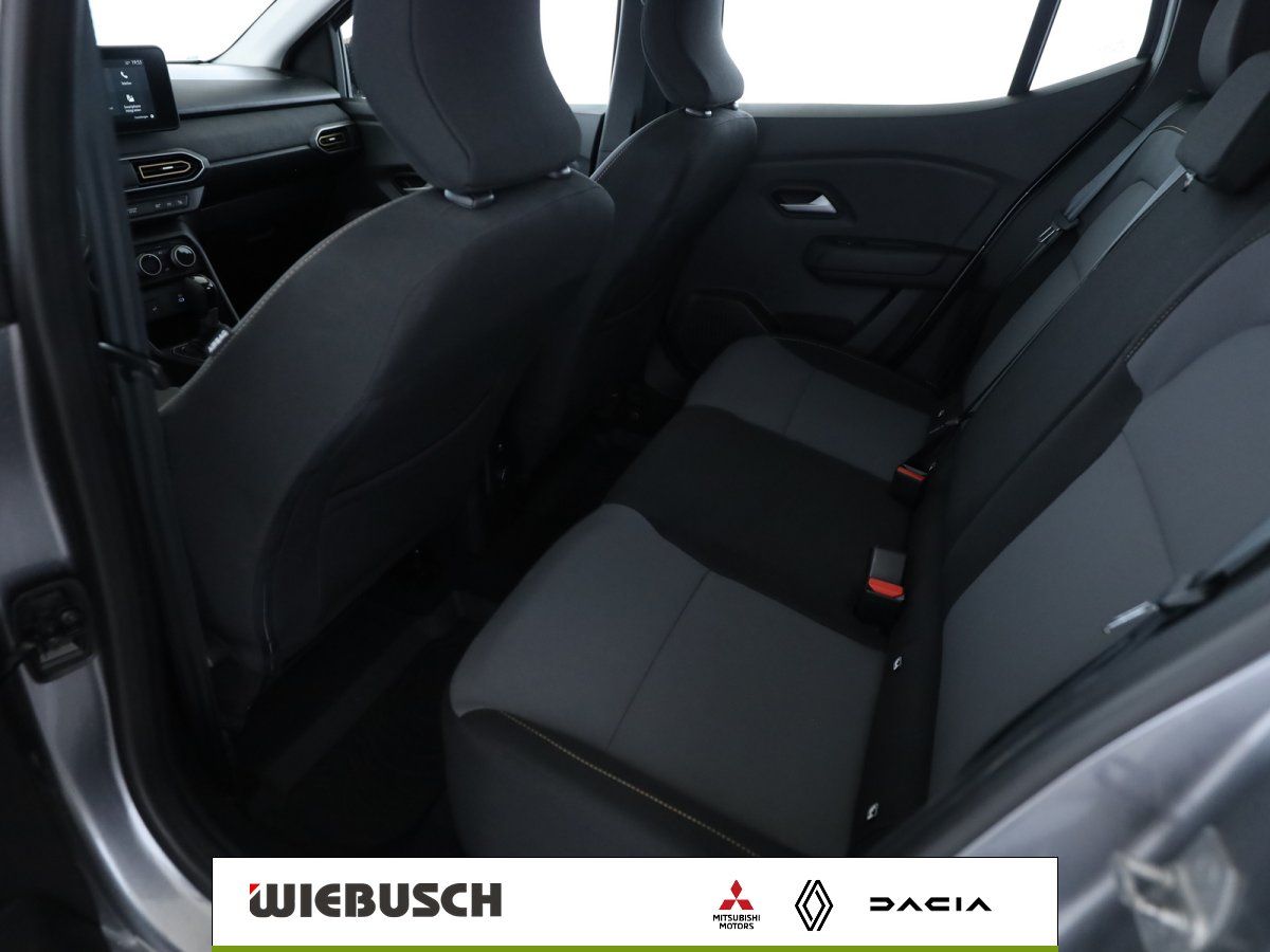 Dacia Rücksitzbank und Innenraum Detailansicht, Autohaus Wiebusch
