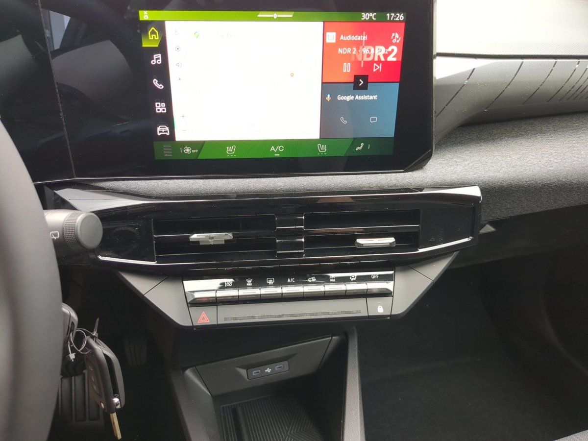 Renault Clio - Bild 10 von 15