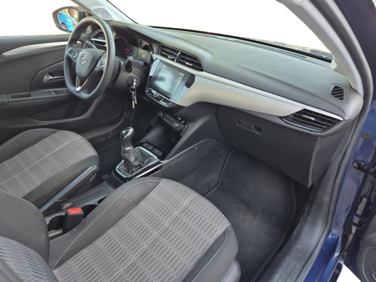 Opel Corsa Innenraum, Cockpit und Armaturenbrett Detailansicht