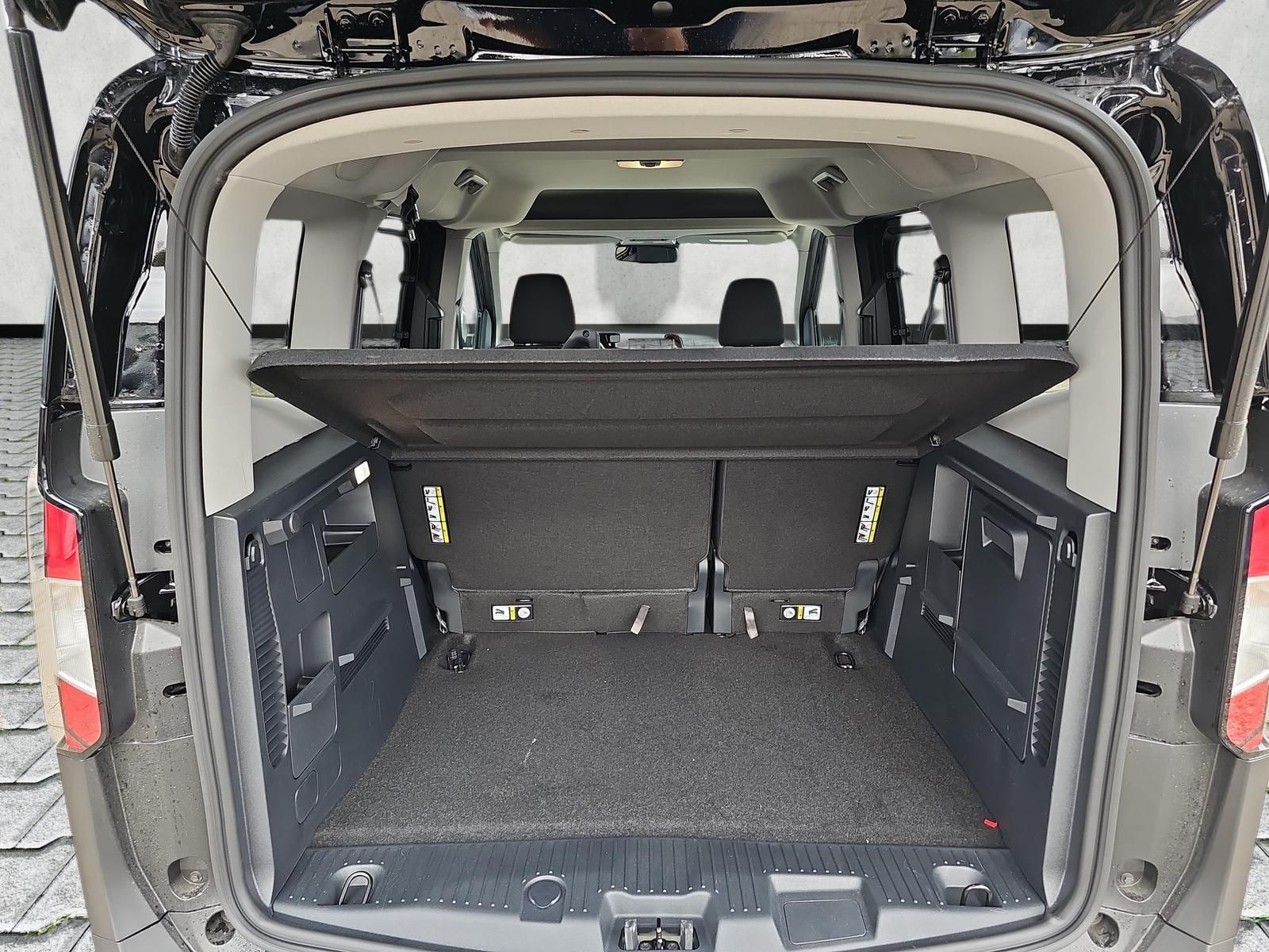 Ford Tourneo Courier - Bild 17 von 17