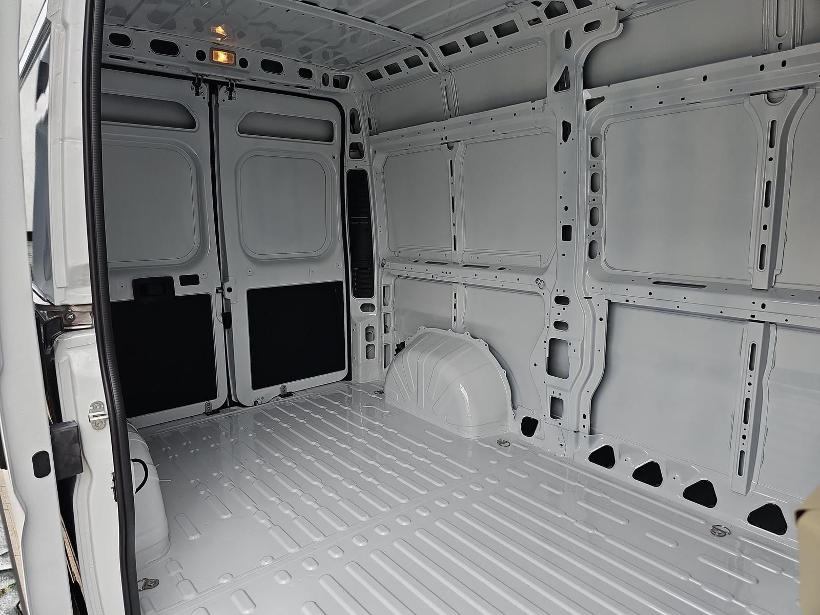 Fiat Ducato Kastenwagen L2H2 3,5t - Bild 16 von 17