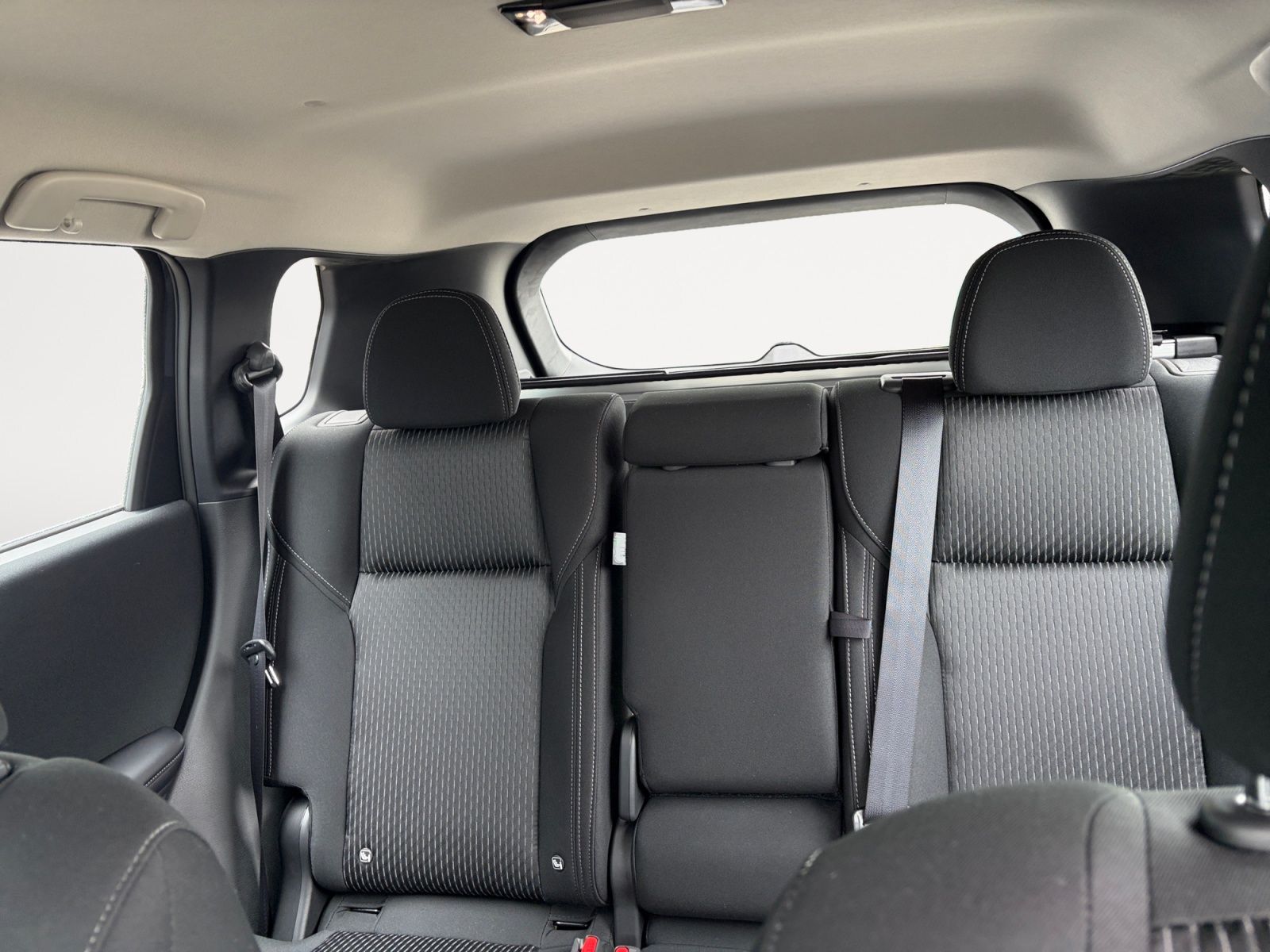 Mitsubishi Outlander - Bild 16 von 17