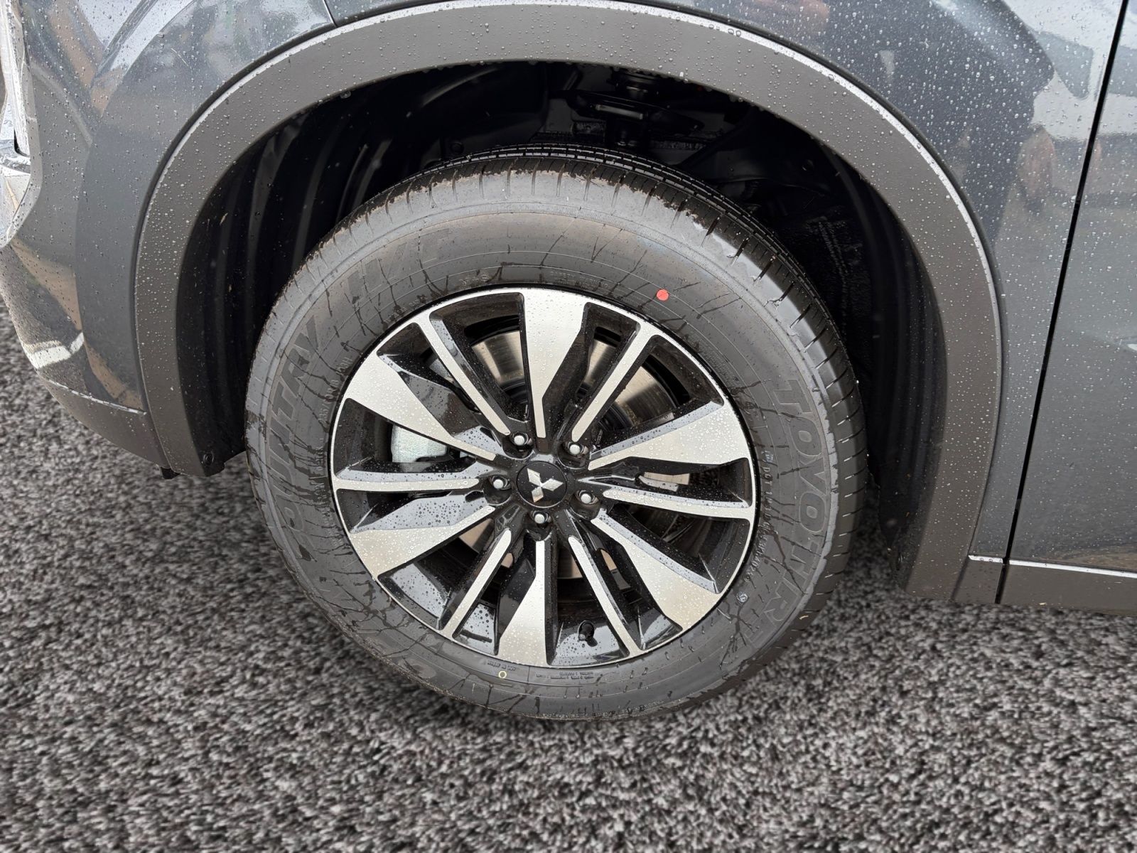 Mitsubishi Outlander - Bild 17 von 17