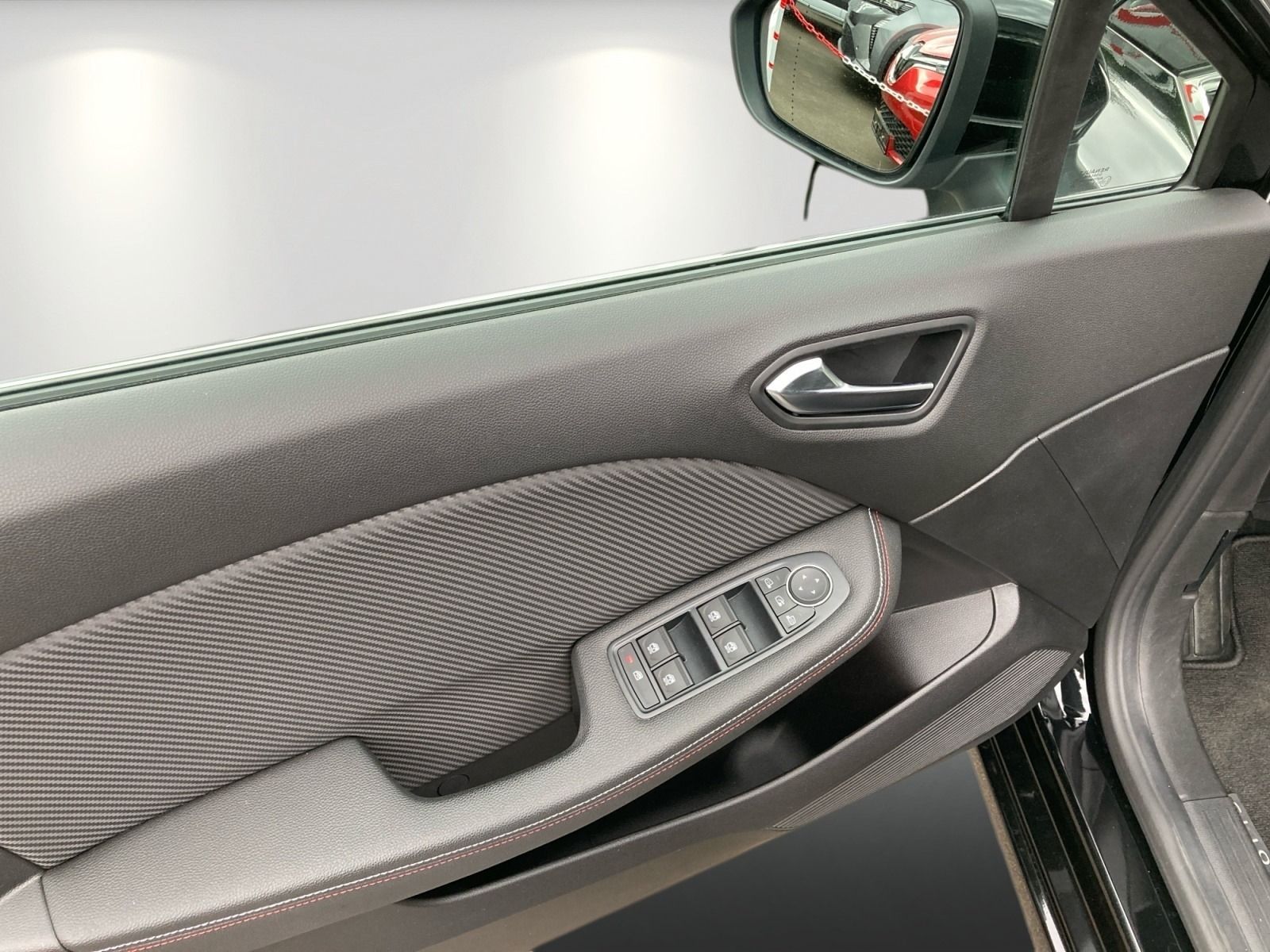 Renault Clio - Bild 14 von 15