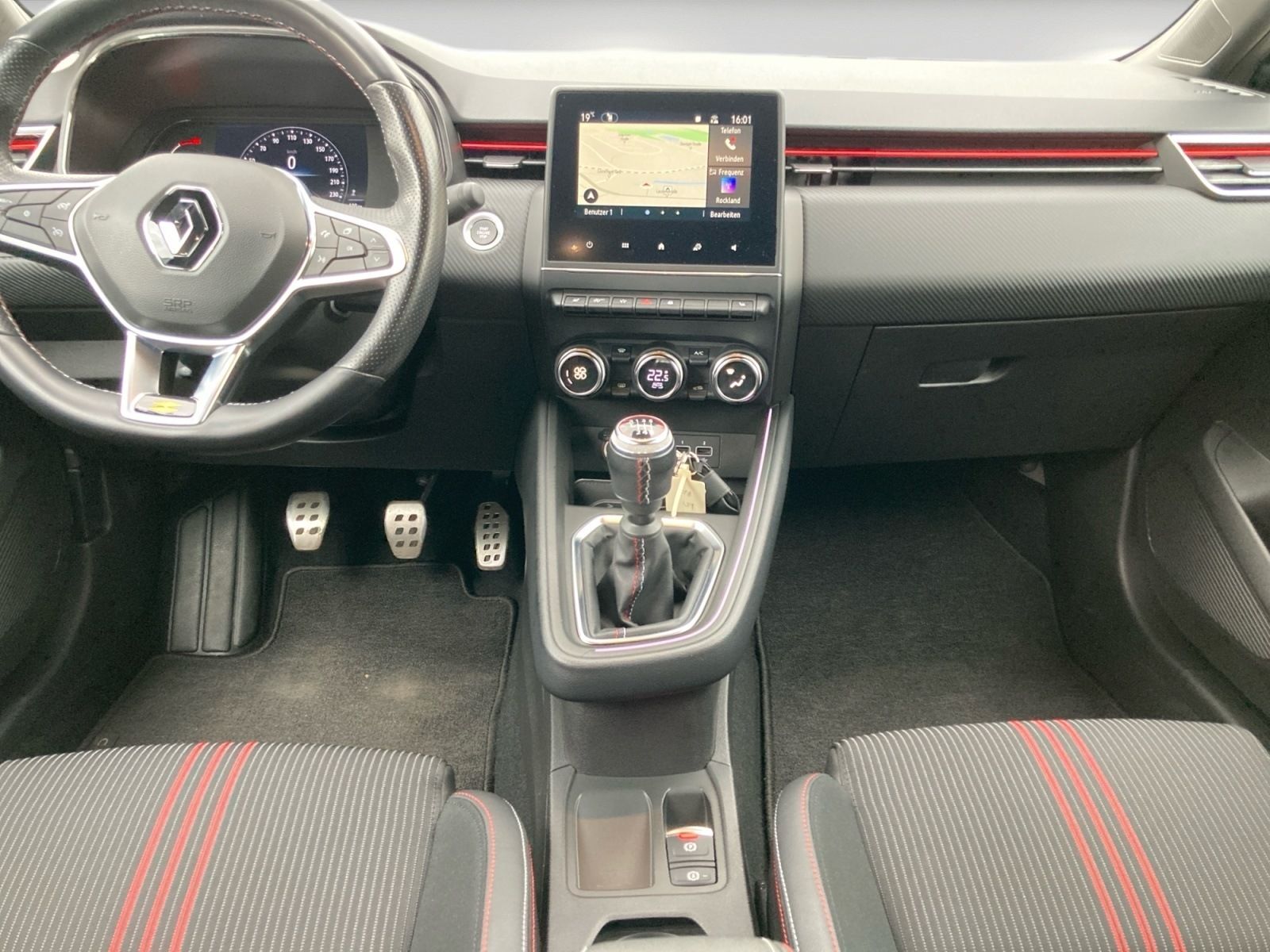 Renault Clio - Bild 9 von 15