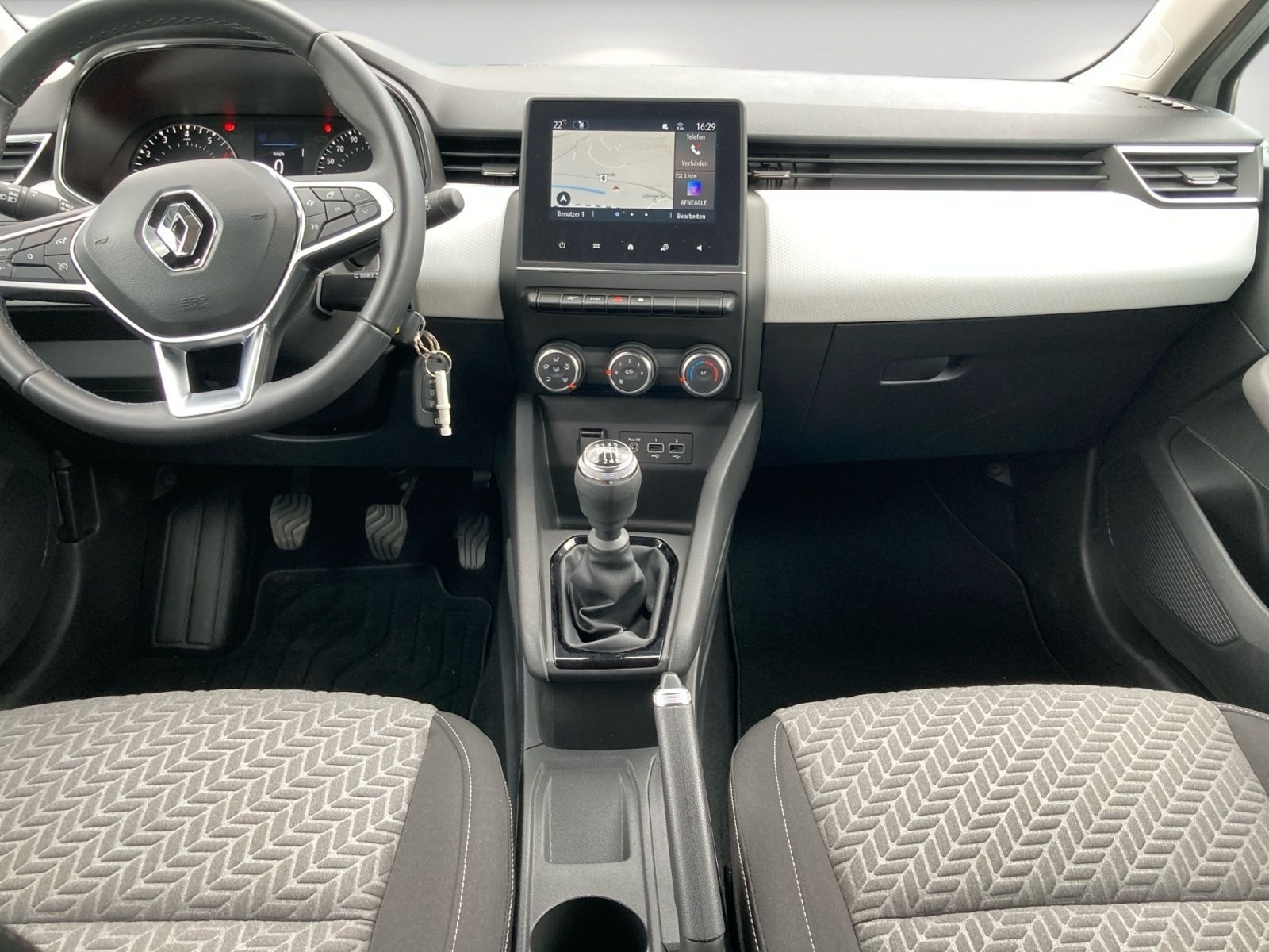 Renault Clio - Bild 9 von 15