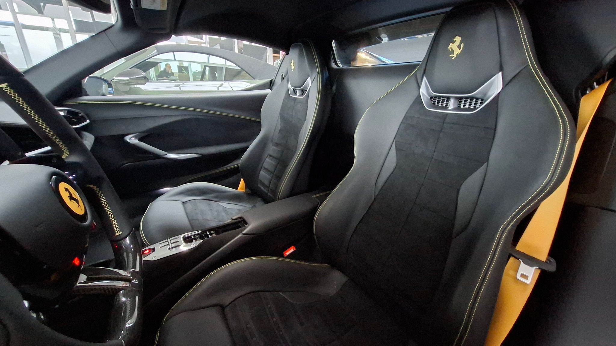 Ferrari 296 - Bild 11 von 13