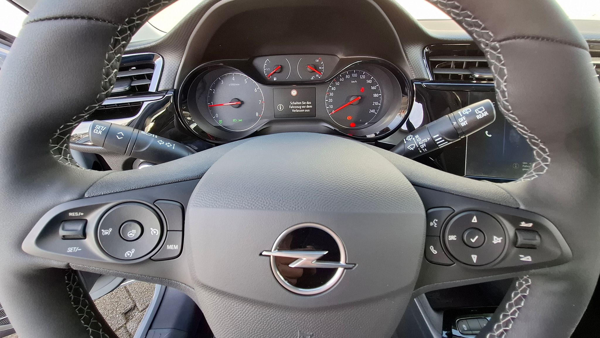 Opel Corsa - Bild 11 von 14