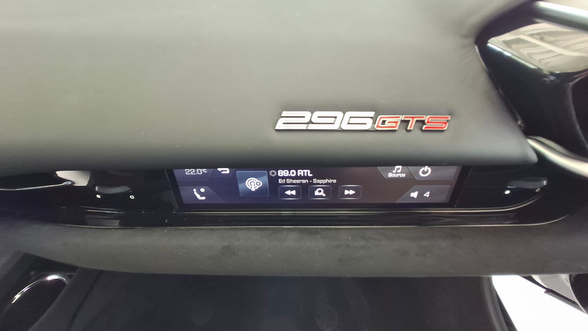 Ferrari 296 - Bild 10 von 14