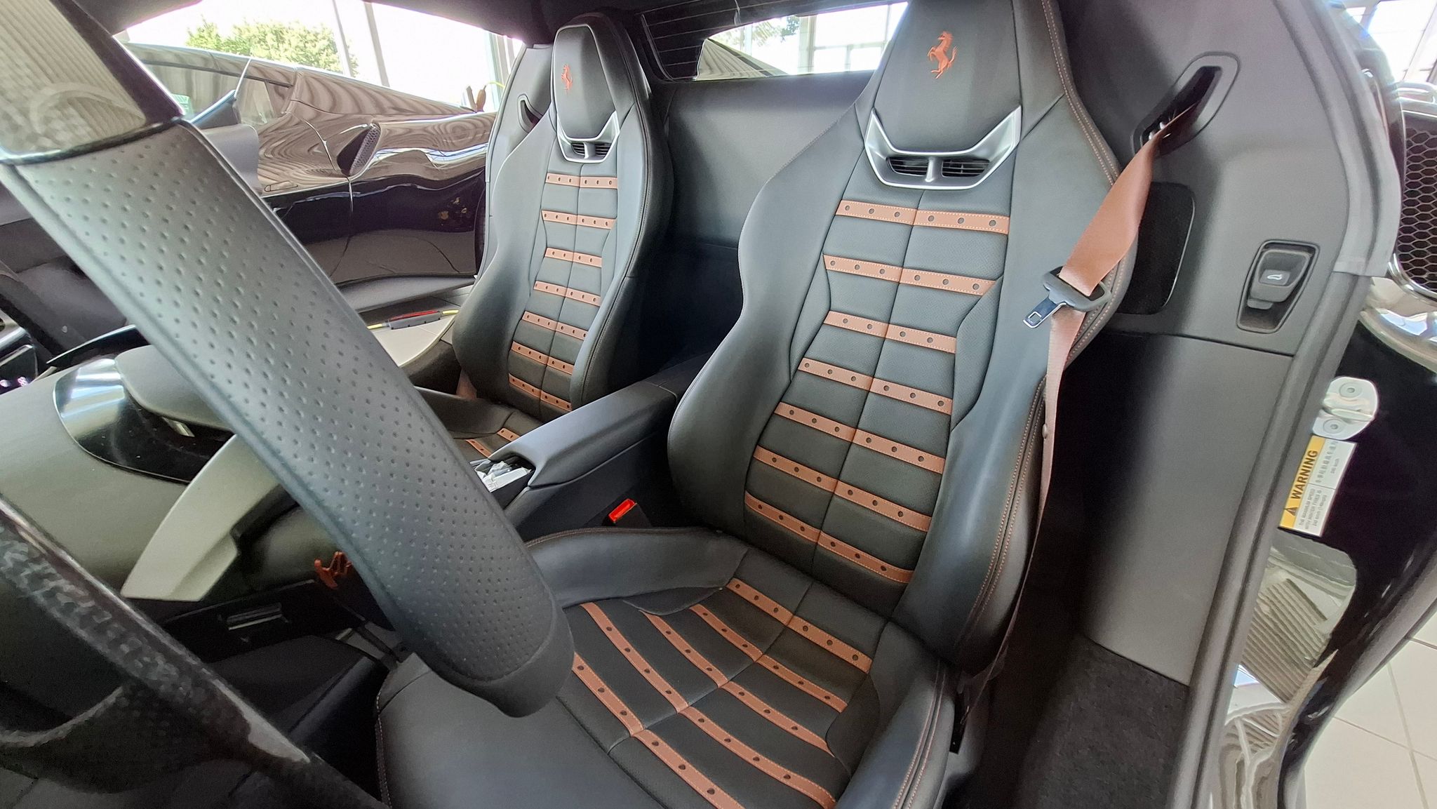 Ferrari 296 - Bild 9 von 14