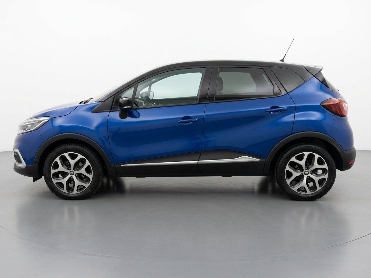 Renault Captur blau Seitenansicht mit Leichtmetallfelgen im Studio