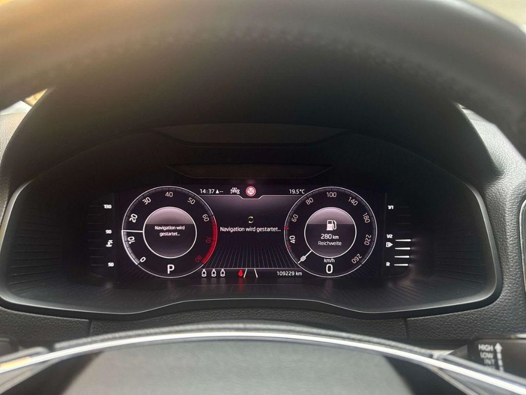 Škoda Karoq - Bild 11 von 15