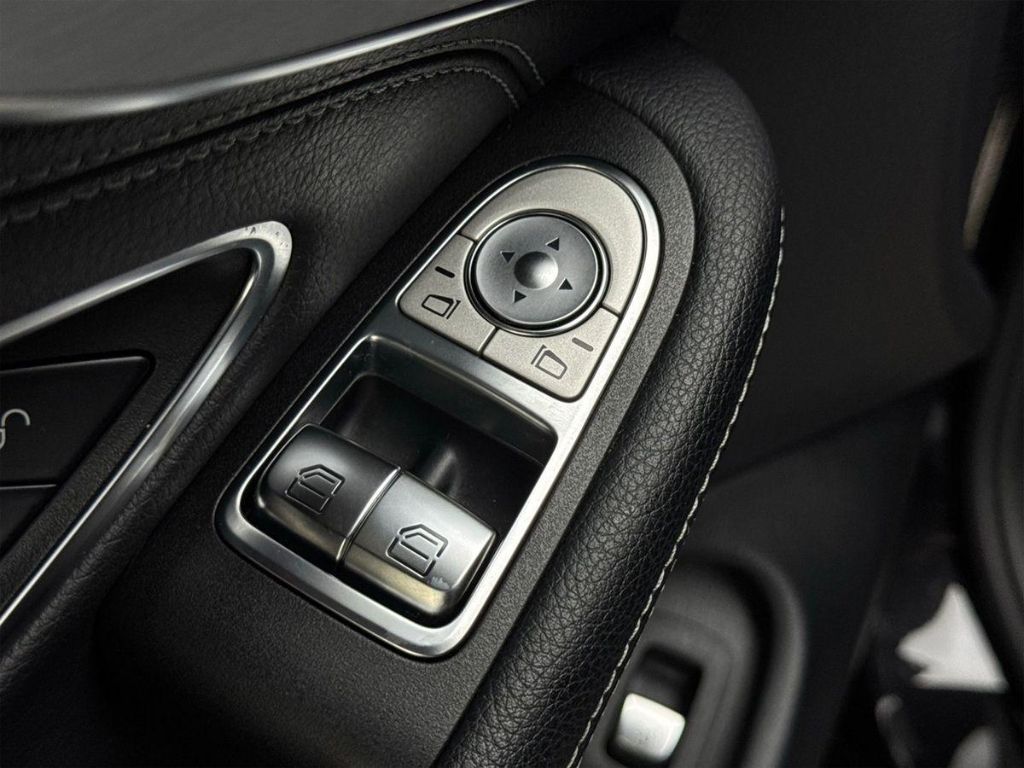 Mercedes-Benz C 220 d Coupe - Bild 11 von 15