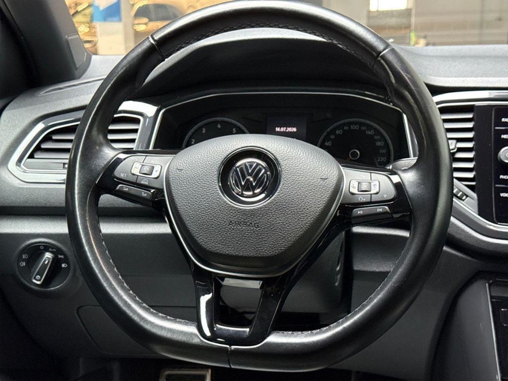 Volkswagen T-Roc - Bild 8 von 15
