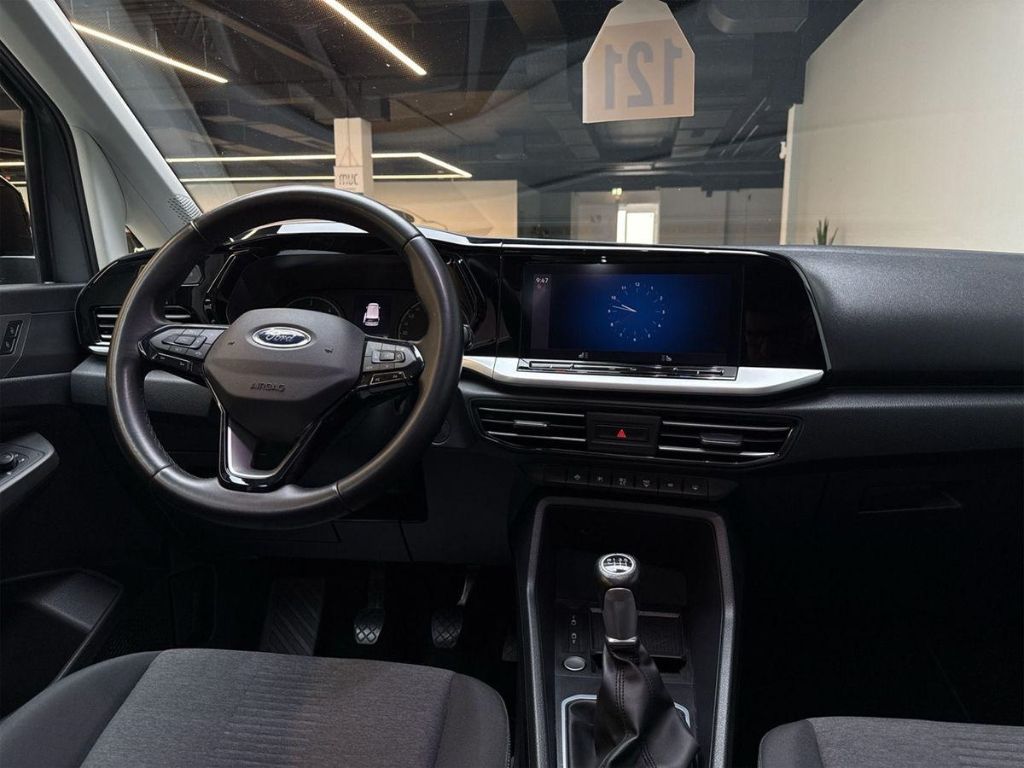 Ford Tourneo Connect - Bild 11 von 15