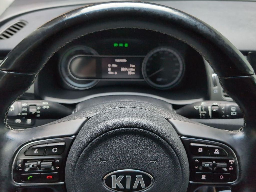Kia Niro - Bild 14 von 16