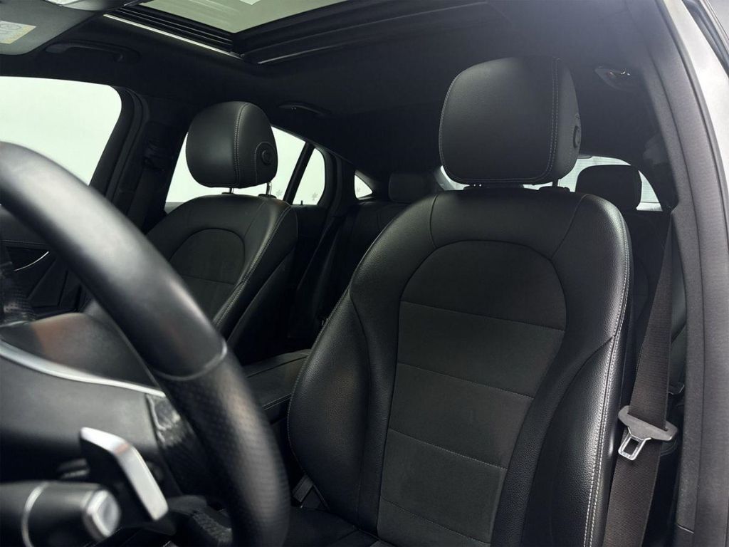 Mercedes-Benz GLC 300 Coupe - Bild 6 von 15