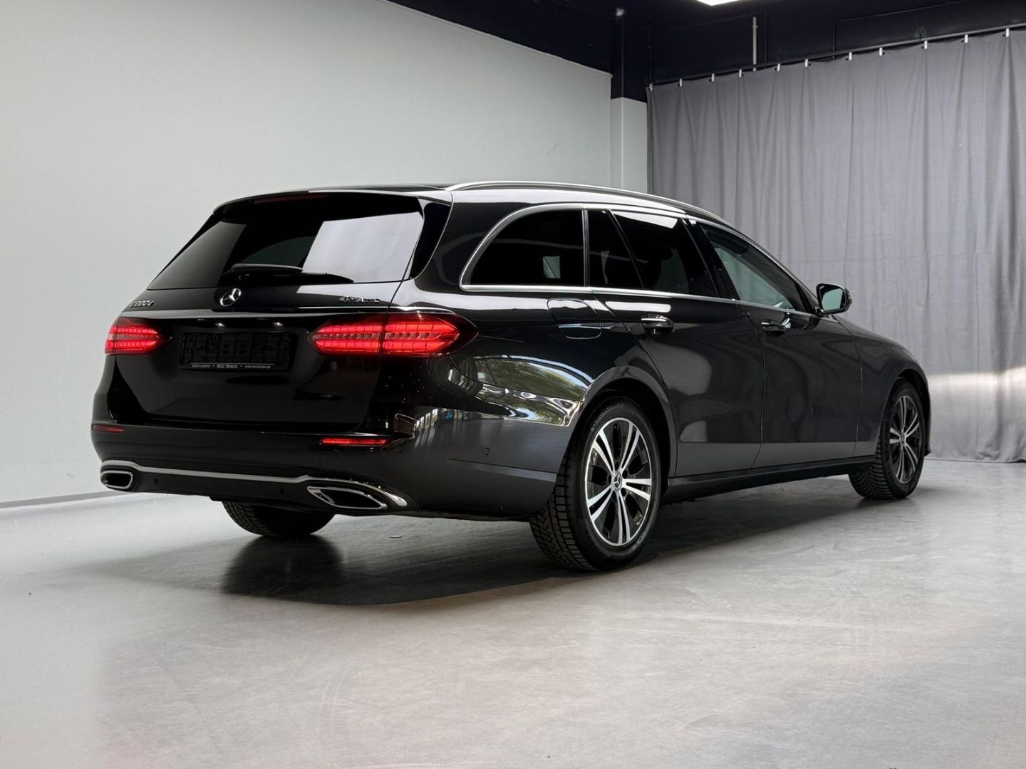 Mercedes-Benz E 220 d - Bild 6 von 15