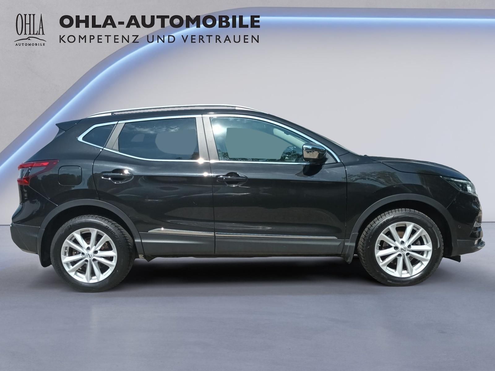Nissan Qashqai schwarz Seitenansicht SUV bei OHLA-Automobile