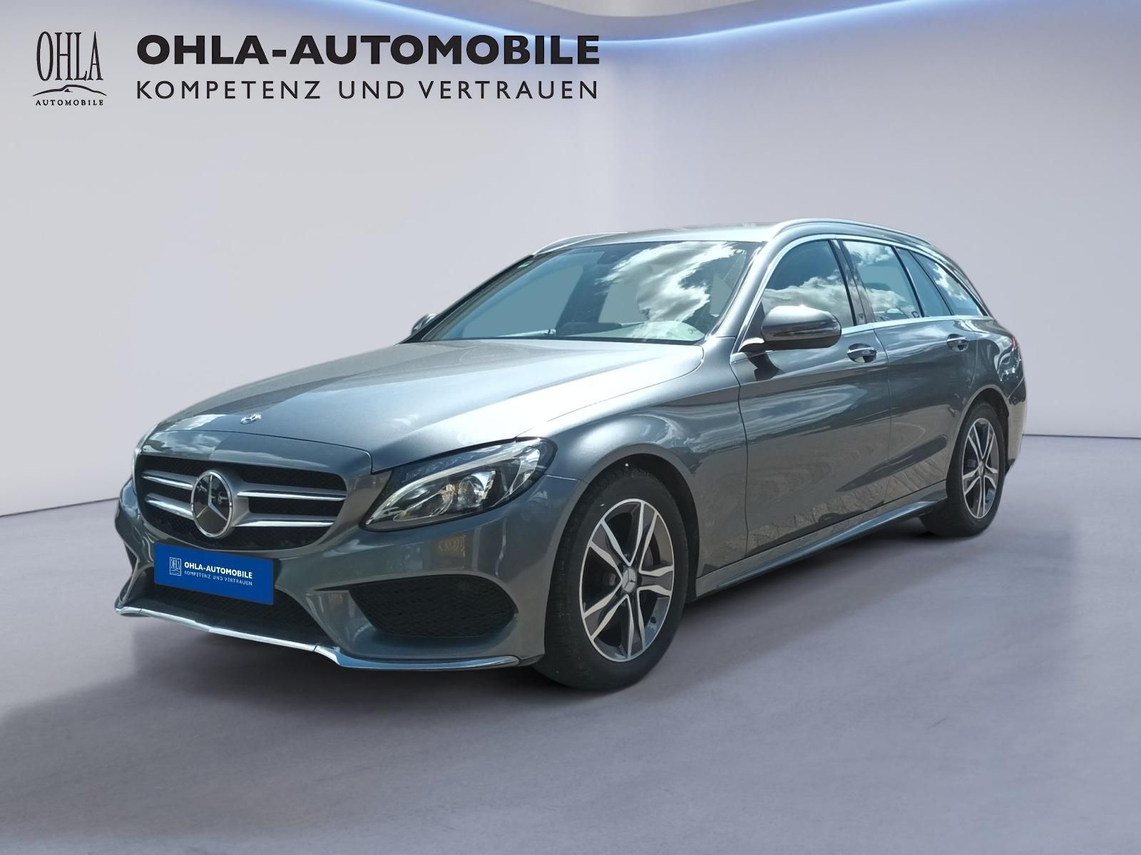 Mercedes-Benz C-Klasse T-Modell grau, Frontansicht schräg bei OHLA-Automobile