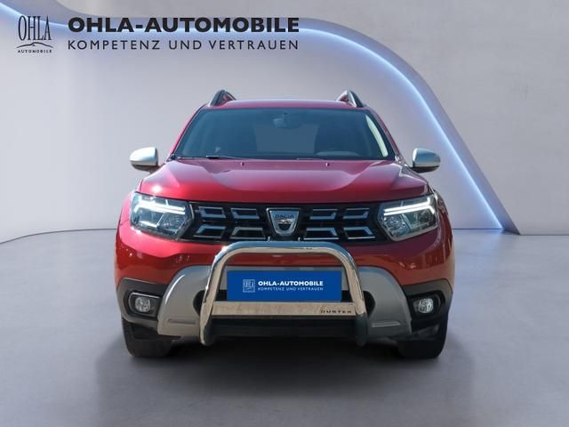 Dacia Duster rot Frontansicht mit Frontbügel und LED-Scheinwerfern