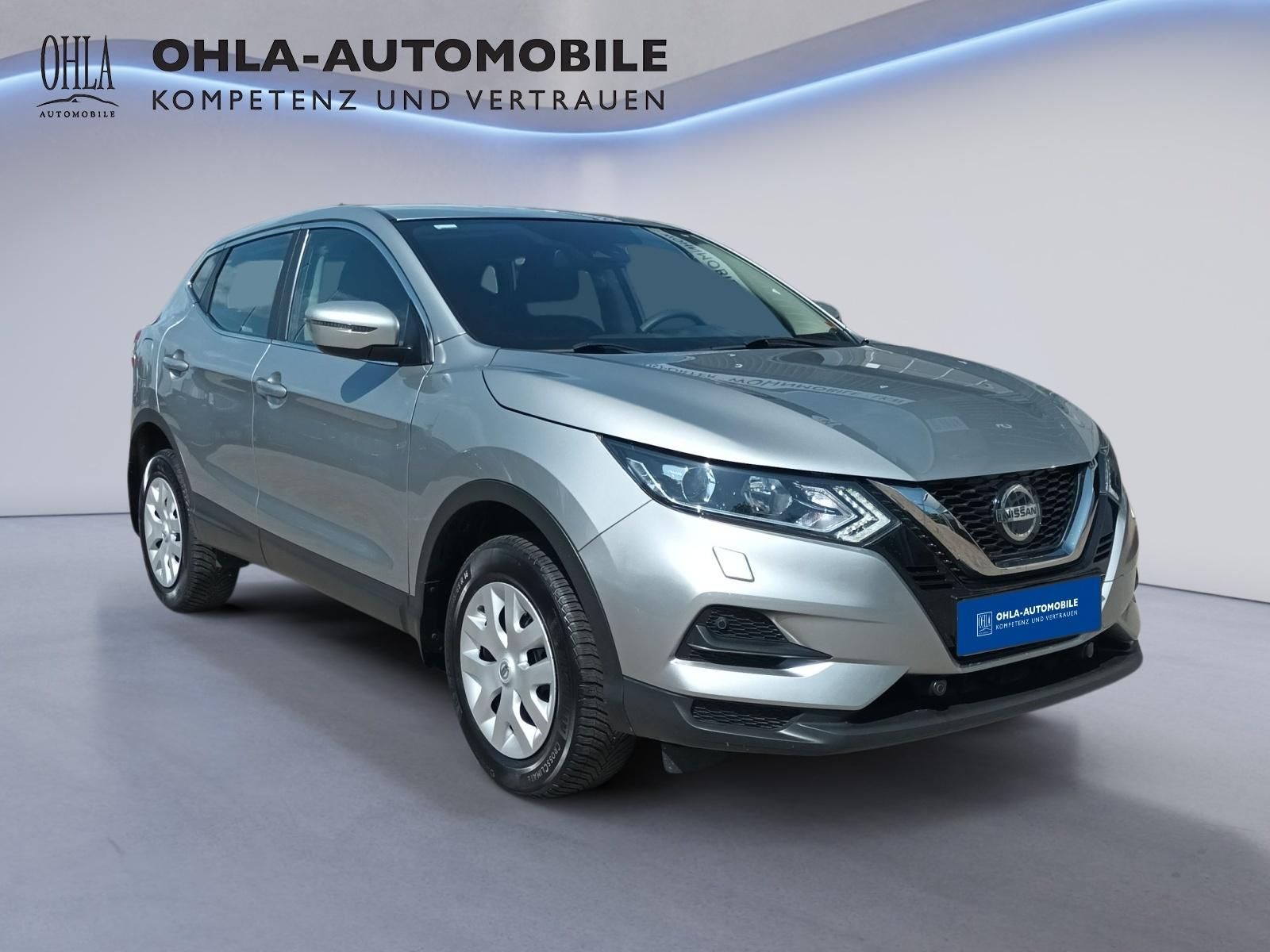 Nissan Qashqai silber Frontansicht bei OHLA-Automobile
