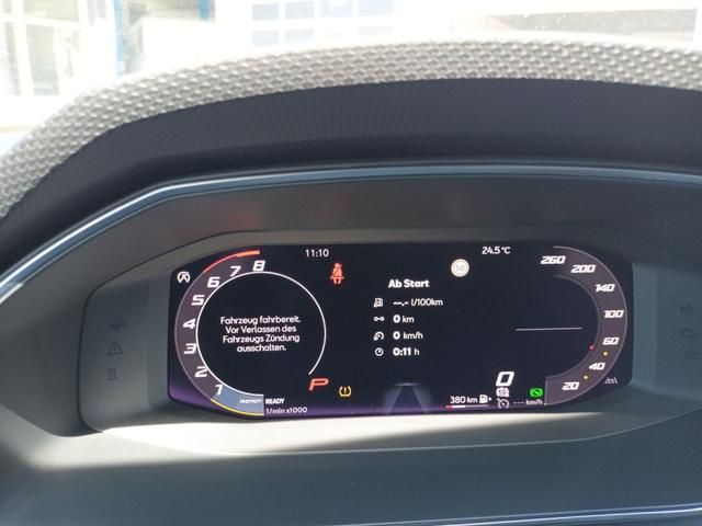 Digitales Kombiinstrument Seat Leon mit Bordcomputer-Anzeige