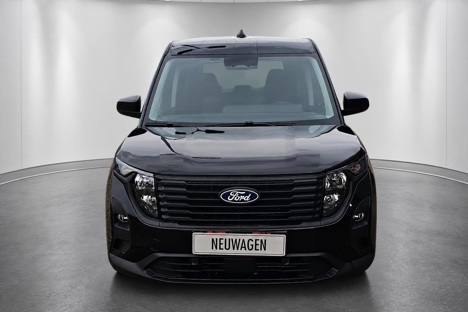 Ford Tourneo schwarz Frontansicht Studioaufnahme Neuwagen
