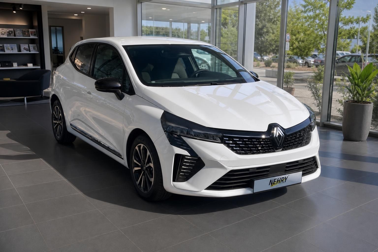 Renault Clio - Bild 2 von 15