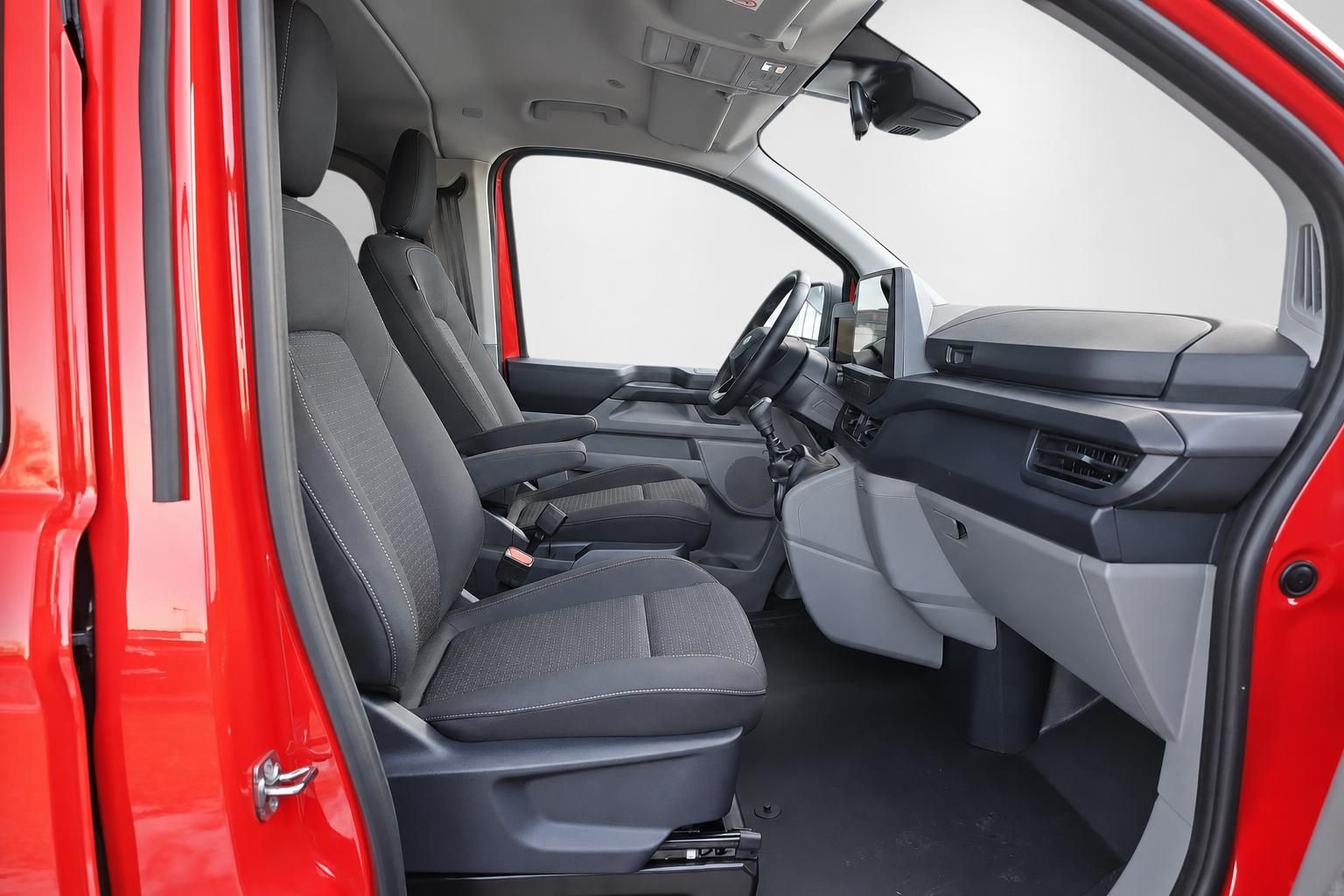 Ford Transit Custom Innenraum Vordersitze und Cockpit Ansicht