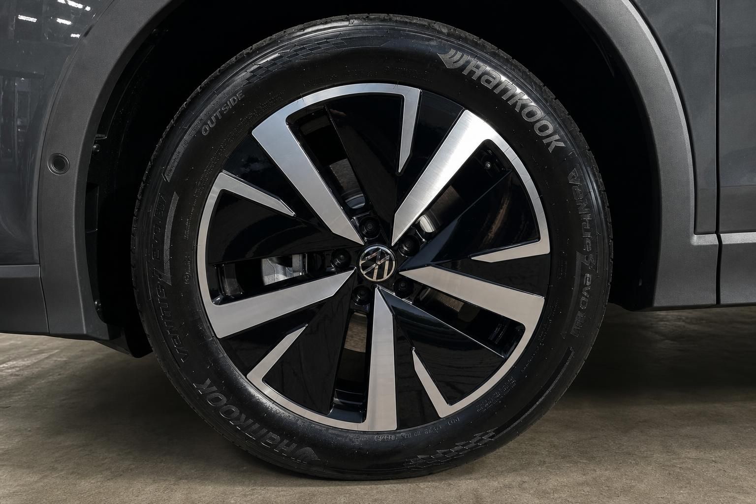 VW Tiguan Alufelge mit Hankook Reifen – Detailaufnahme Rad