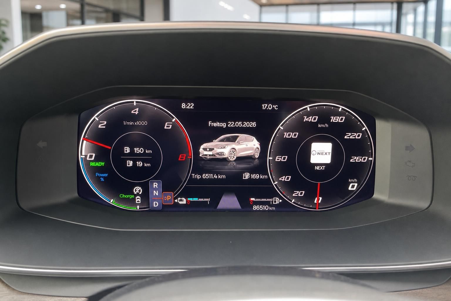 Digitales Kombiinstrument mit Tacho und Drehzahlmesser im SEAT
