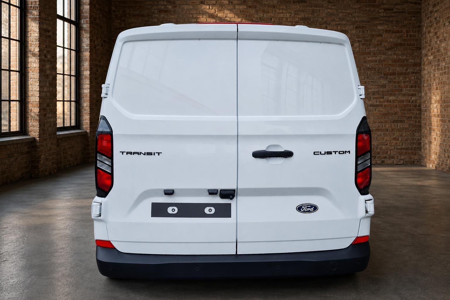 Ford Transit Custom weiß direkte Heckansicht mit Rücklichtern
