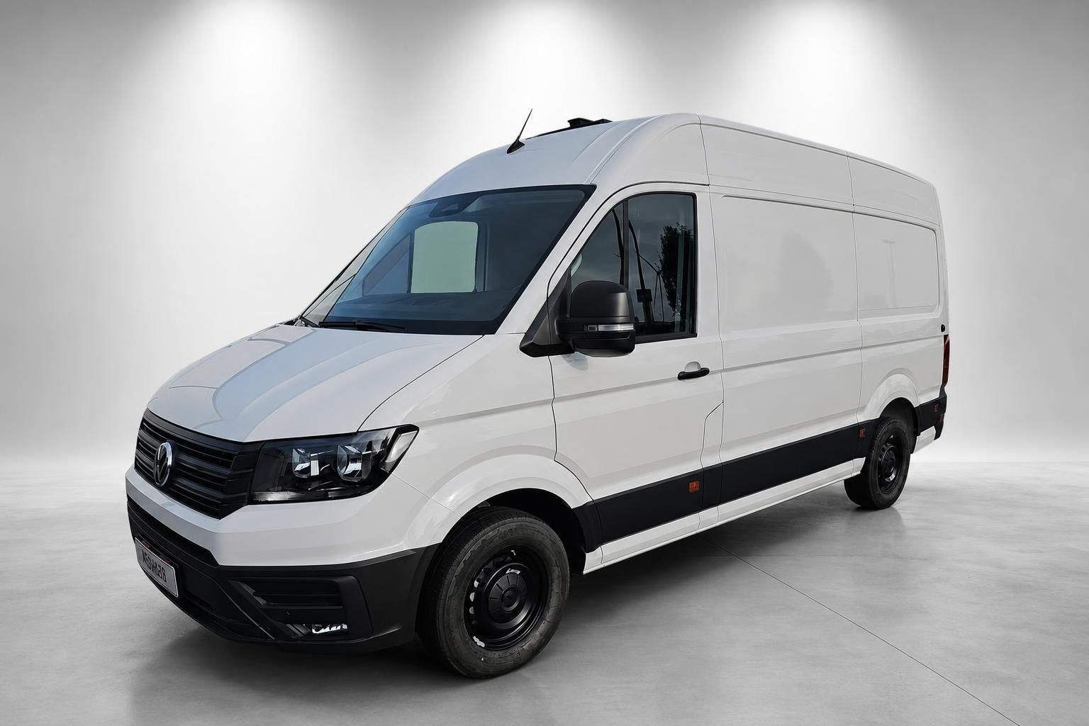 VW Crafter Transporter weiß Frontansicht schräg