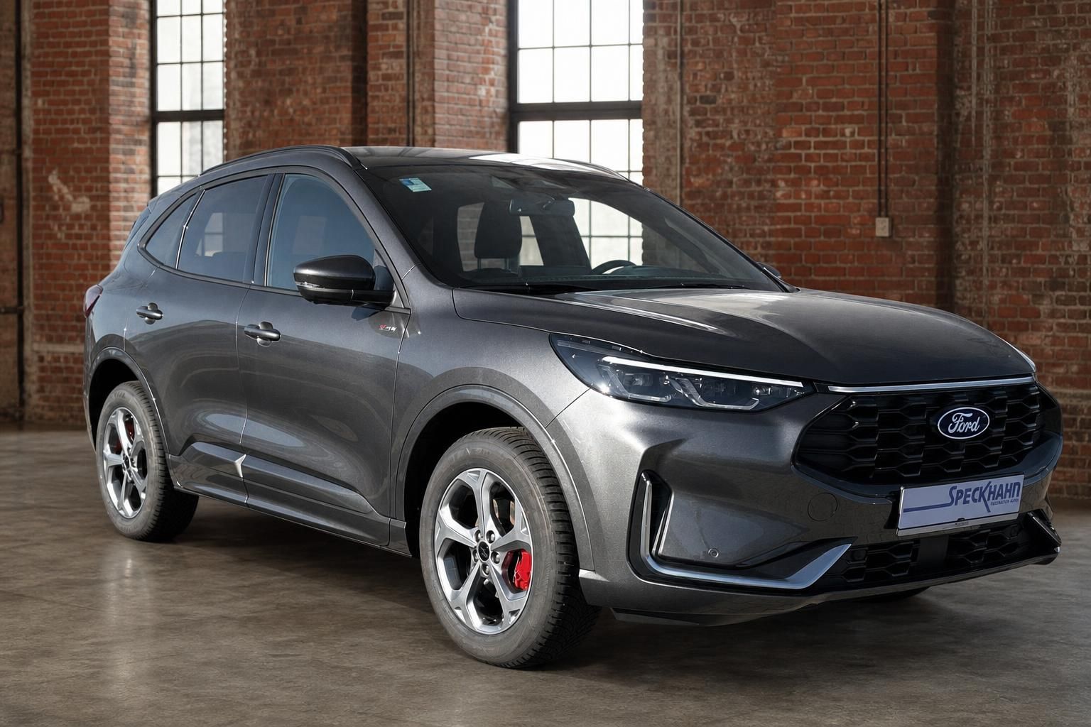 Ford Kuga ST-Line grau Frontansicht schräg links – SUV Hybrid bei Autohaus Speckhahn