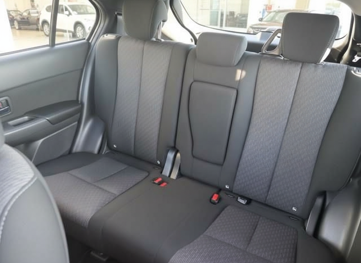 Fahrzeug Innenraum Rücksitzbank grau mit Sicherheitsgurten und Kopfstützen