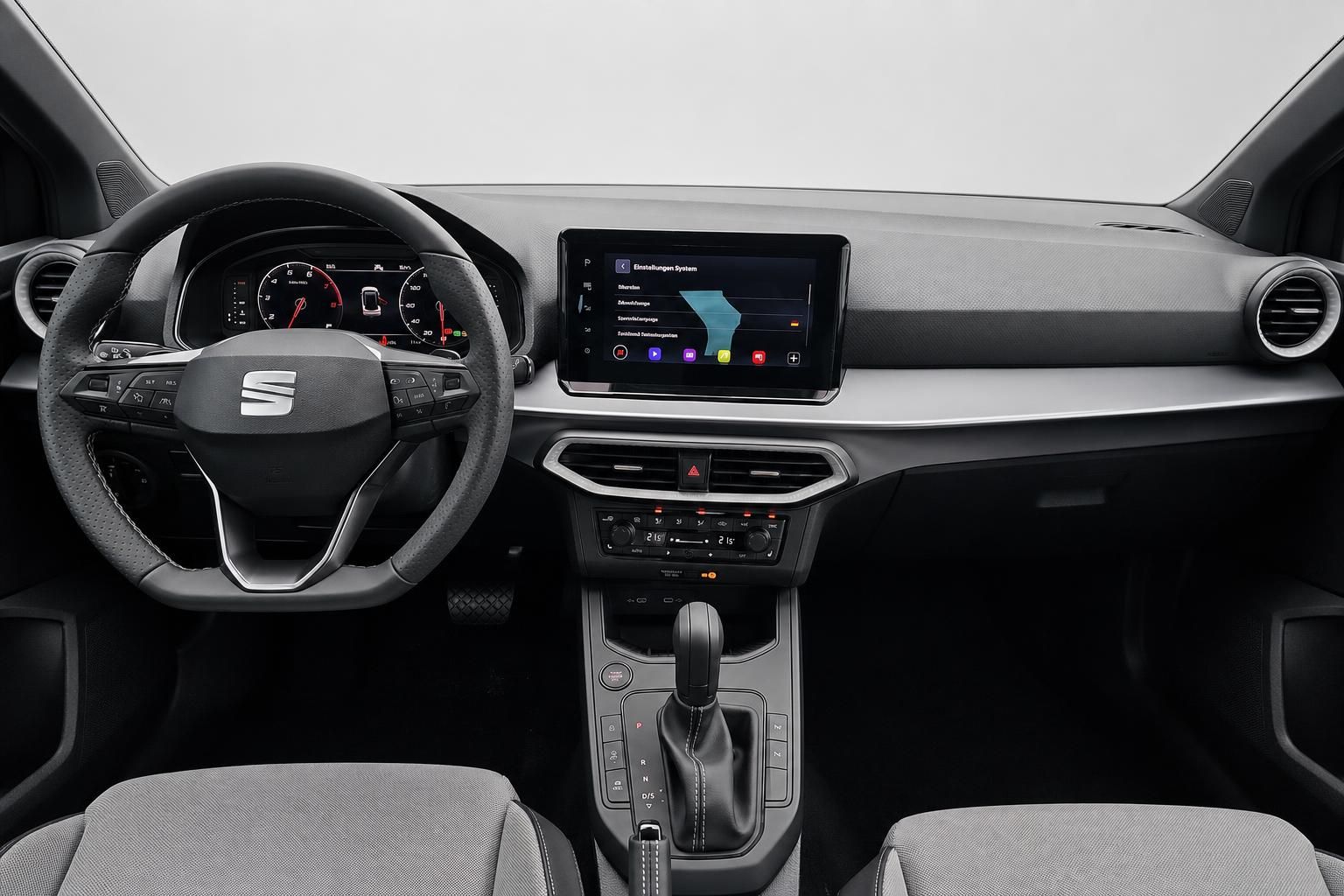 Seat Cockpit mit Lenkrad, Digitaltacho und Touchscreen-Infotainment