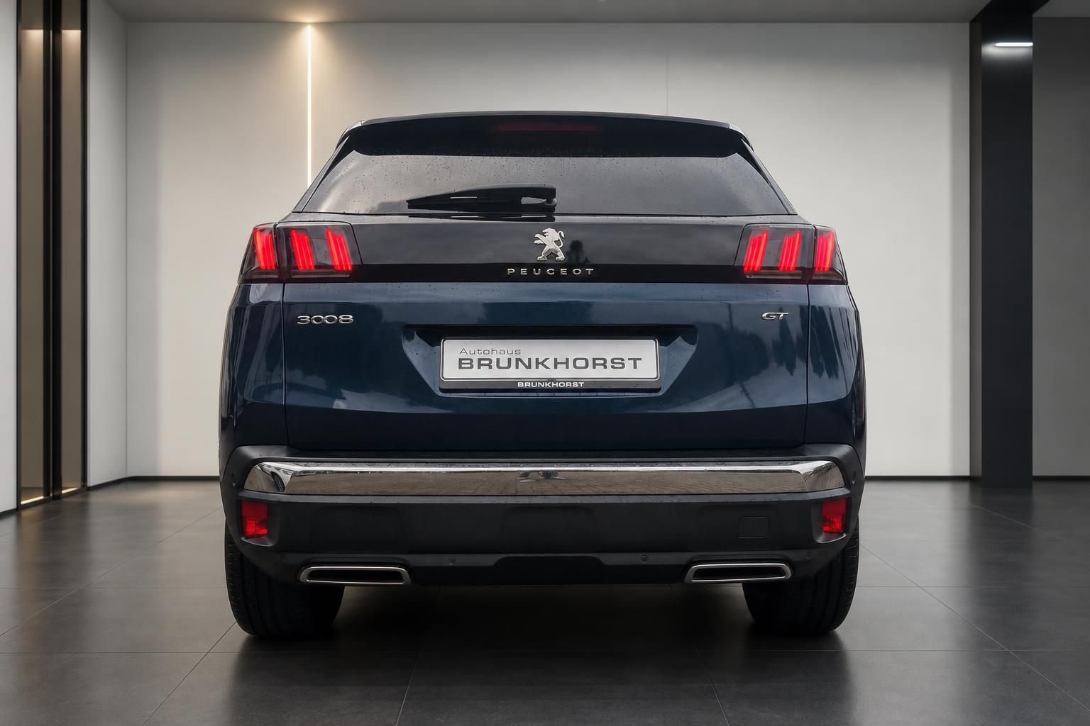 Peugeot 3008 GT in Blau, Heckansicht mit LED-Rückleuchten