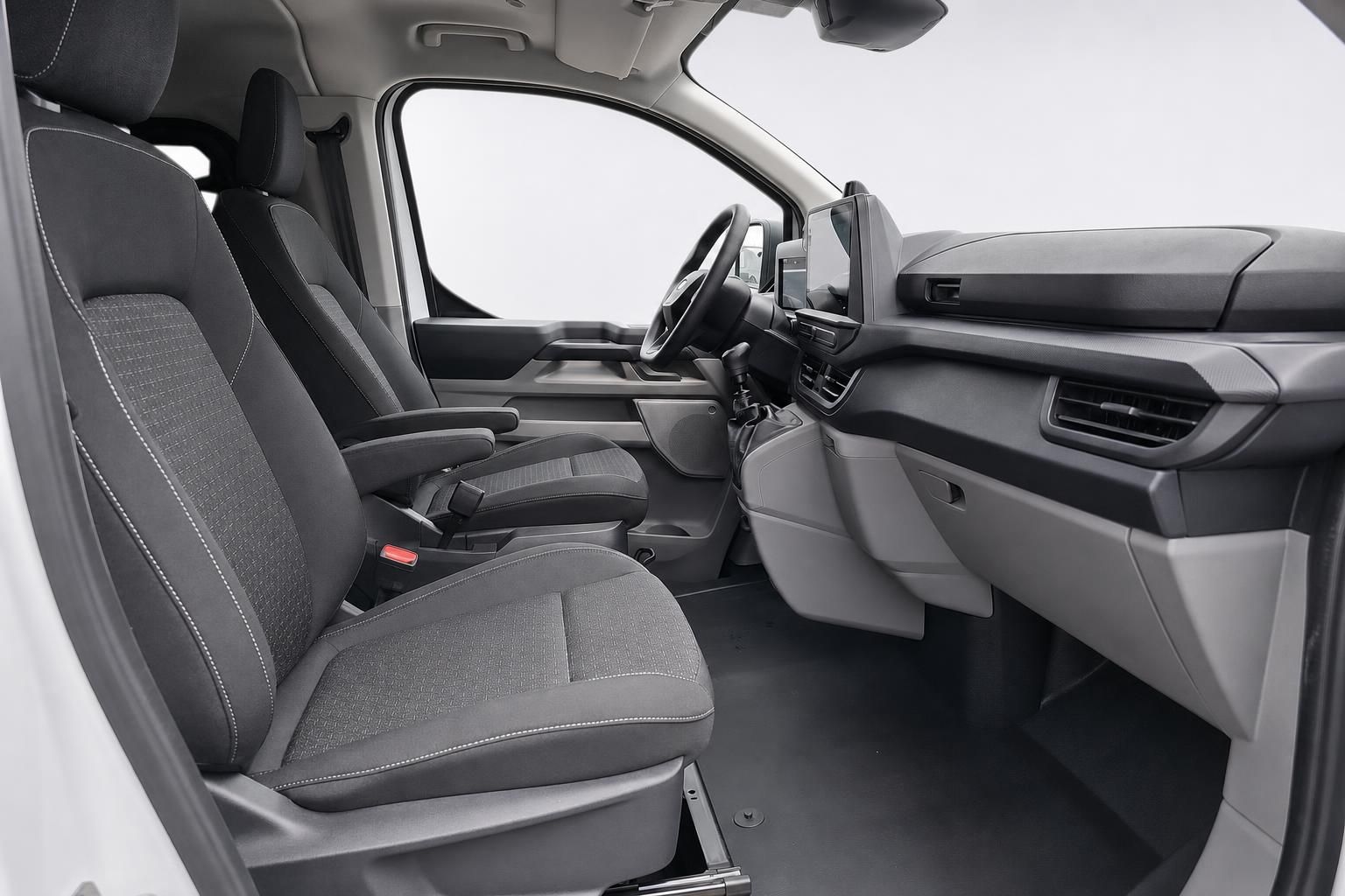Ford Transit Custom Innenraum Vordersitze und Cockpit
