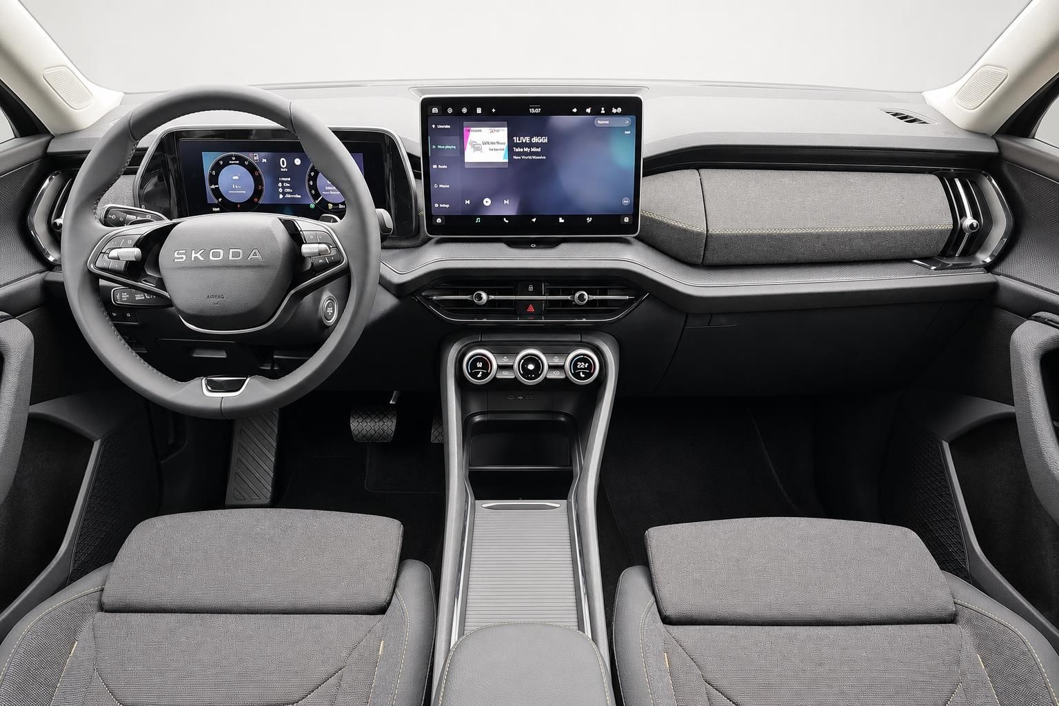 Skoda Cockpit mit Lenkrad Touchscreen und Vordersitzen im Detail