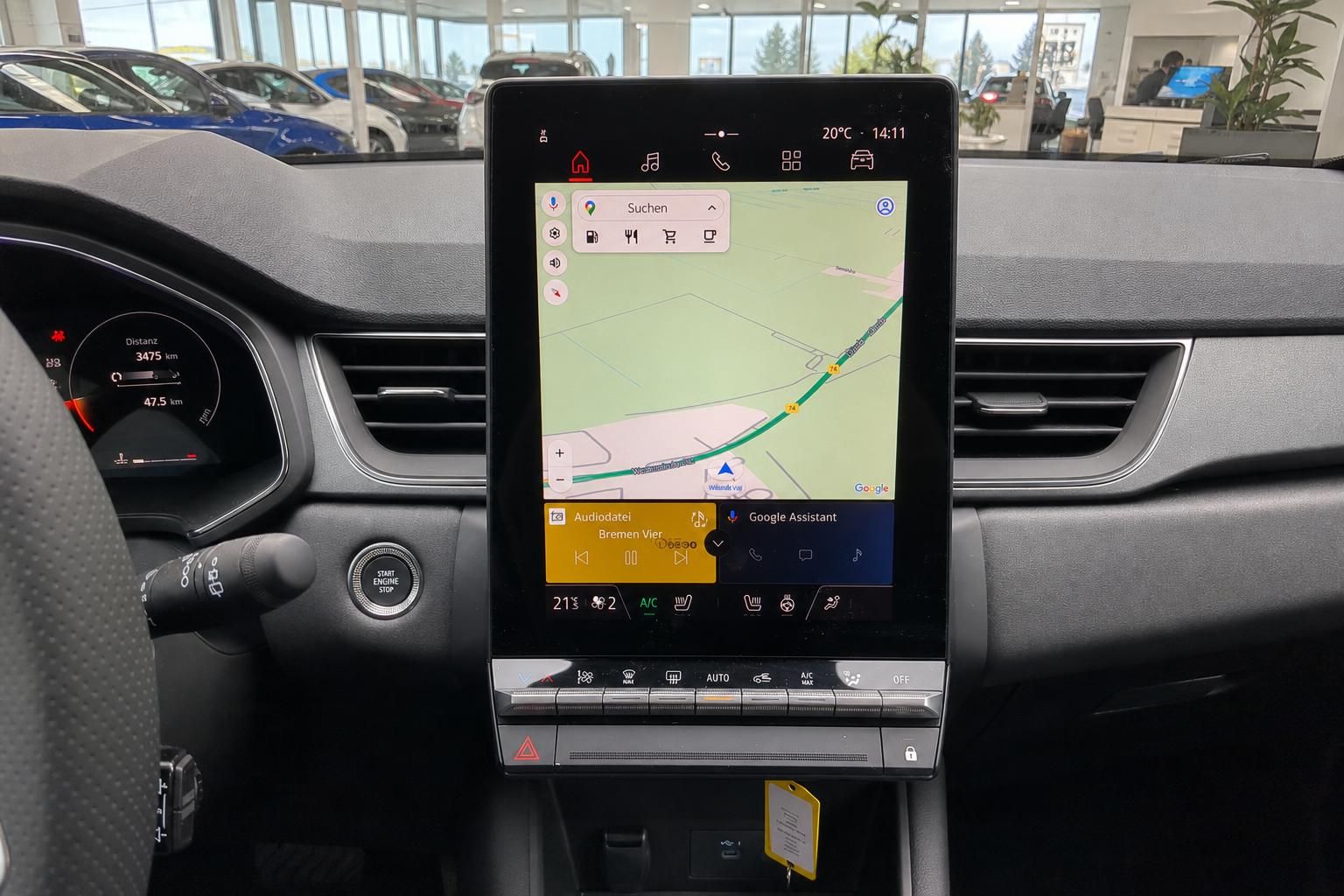 Renault Navigationssystem - großer Touchscreen mit Google Maps und Infotainment-Funktionen