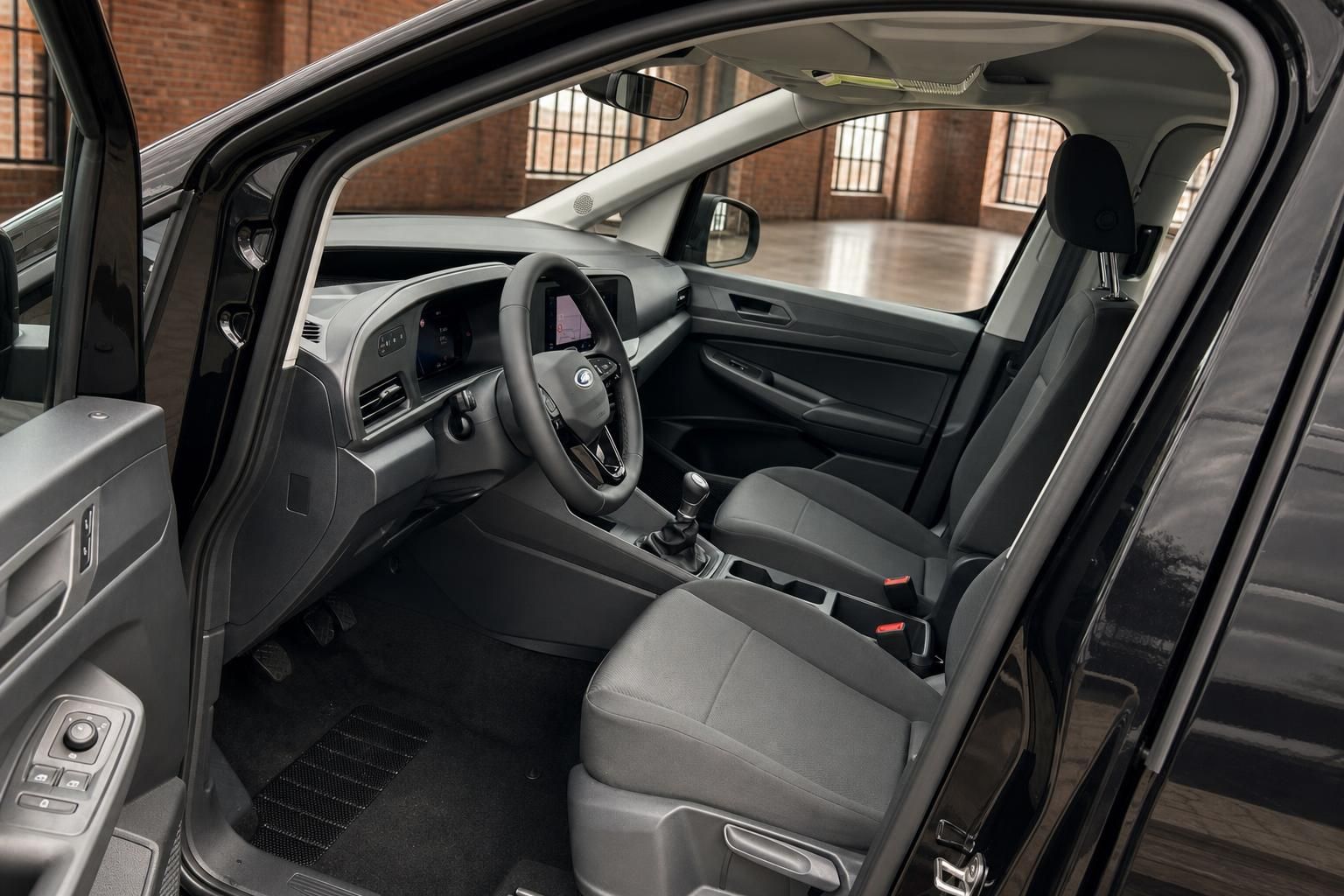 Ford Tourneo Connect - Bild 10 von 15