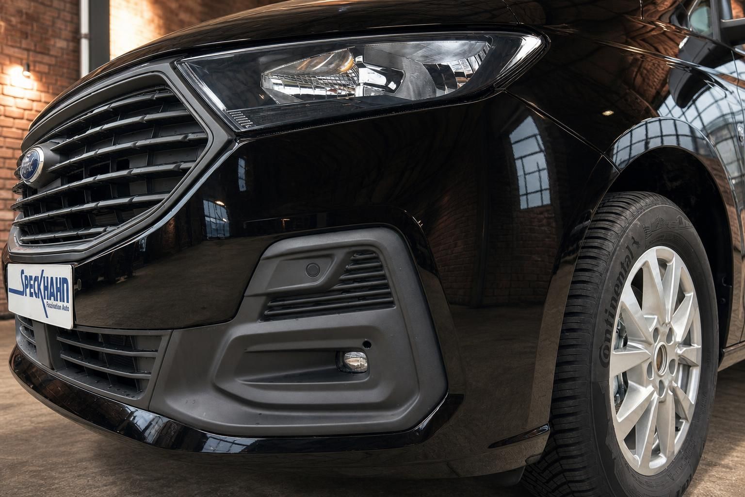 Ford Tourneo Connect - Bild 7 von 15
