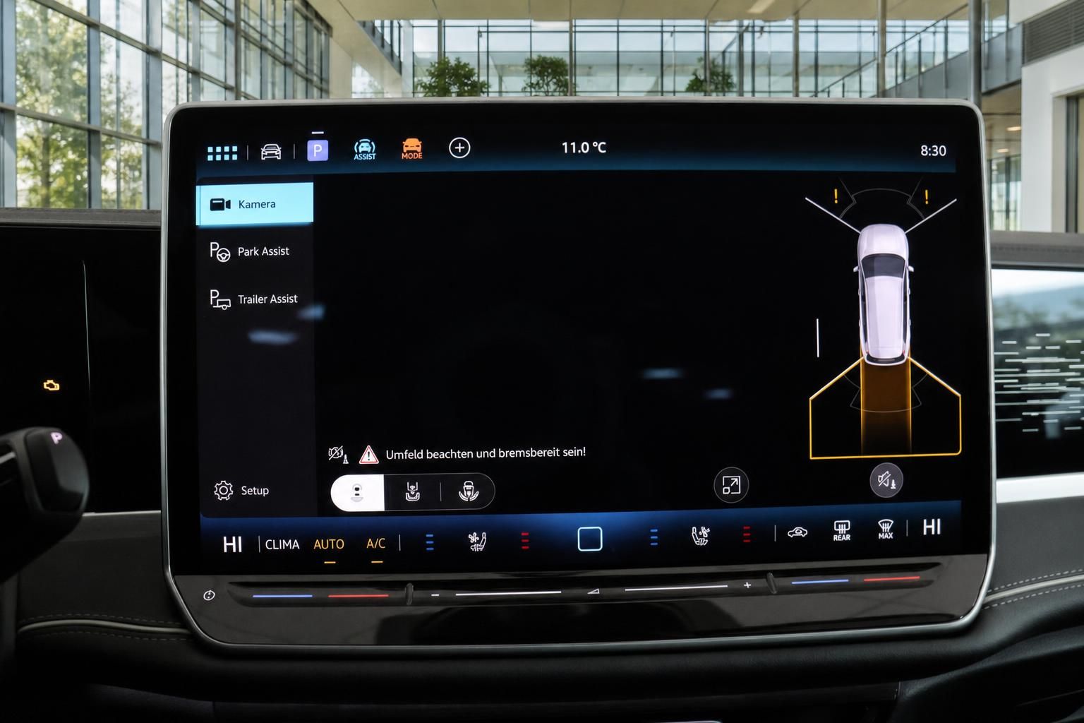 Rückfahrkamera und Parkassistent Anzeige im VW Touchscreen