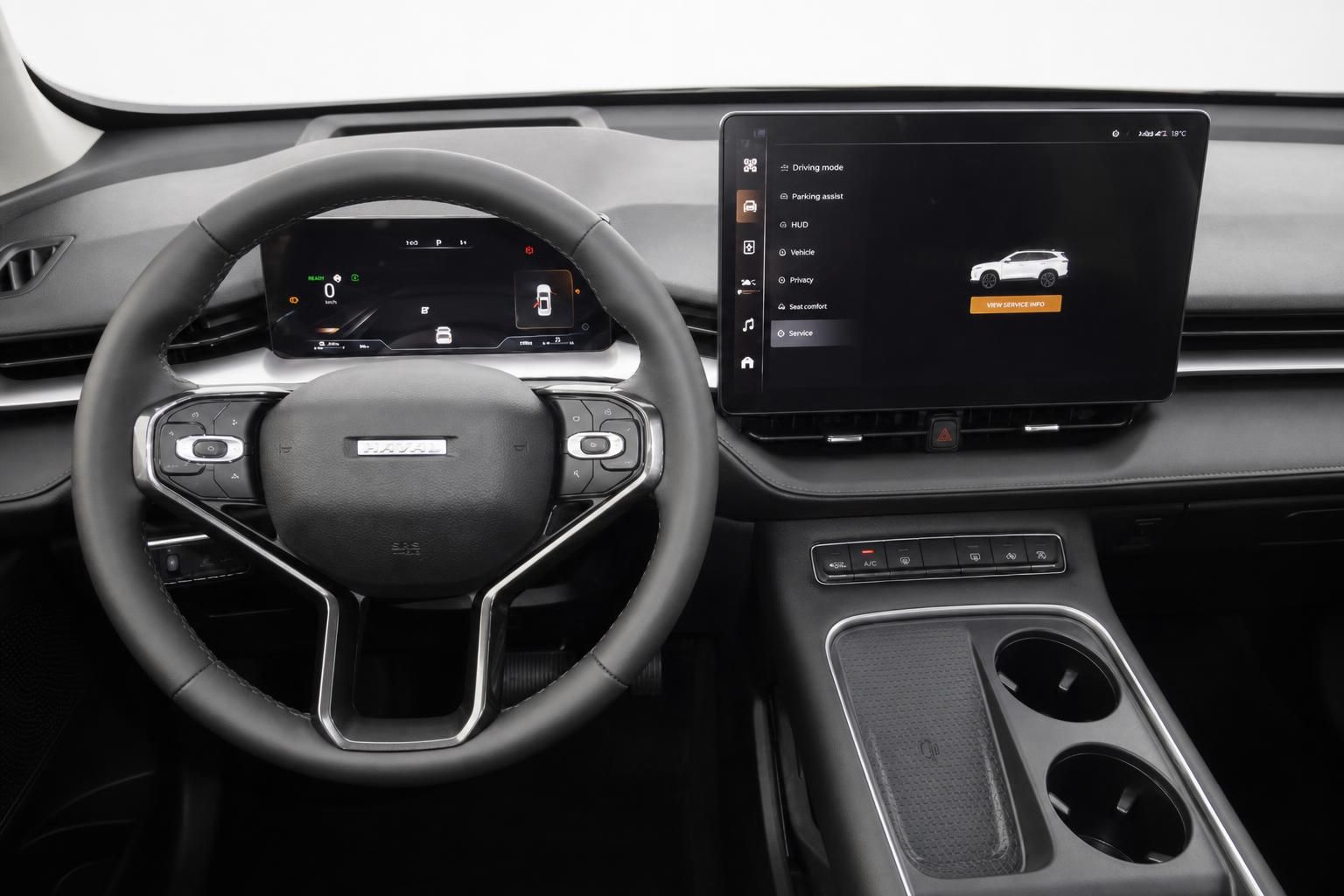 Haval SUV Cockpit mit Lenkrad, Digitalinstrumenten und großem Touchscreen-Infotainmentsystem