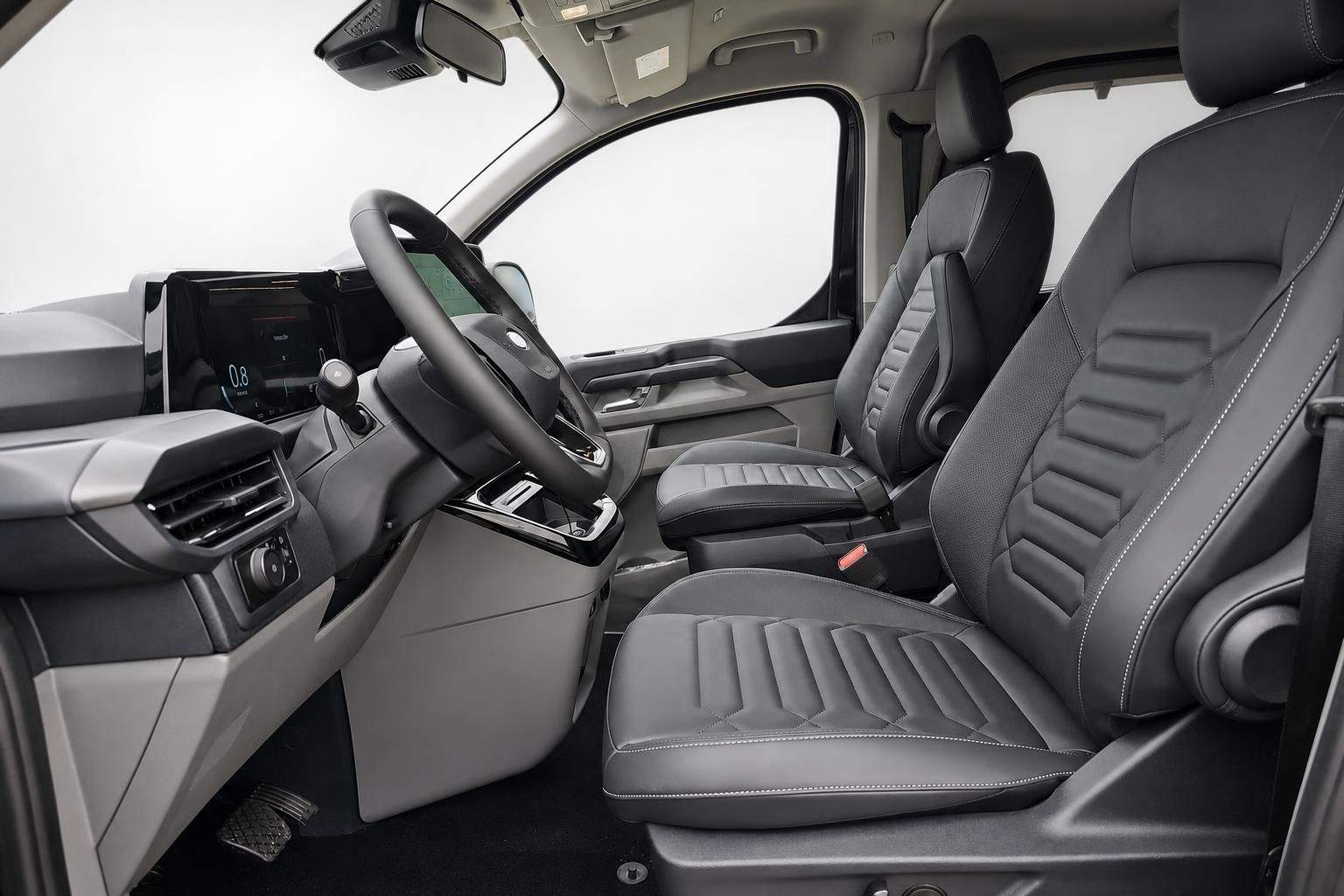 Ford Transit Custom Innenraum Vordersitze und Cockpit