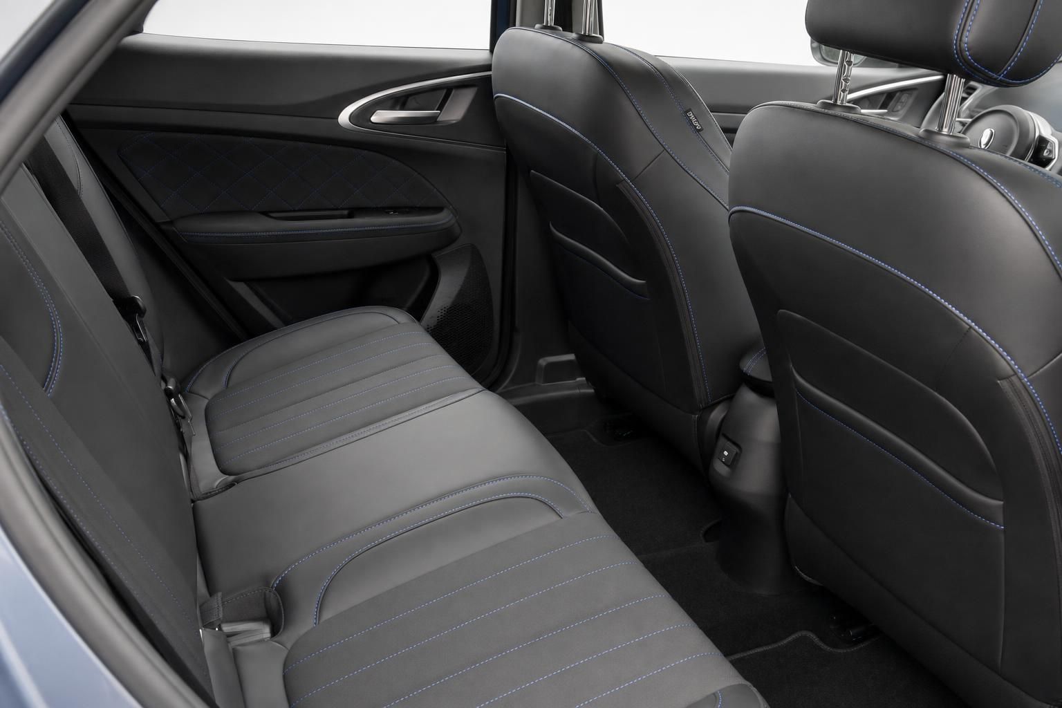 Rücksitze und Innenraumdetails des ORA GWM Elektroautos